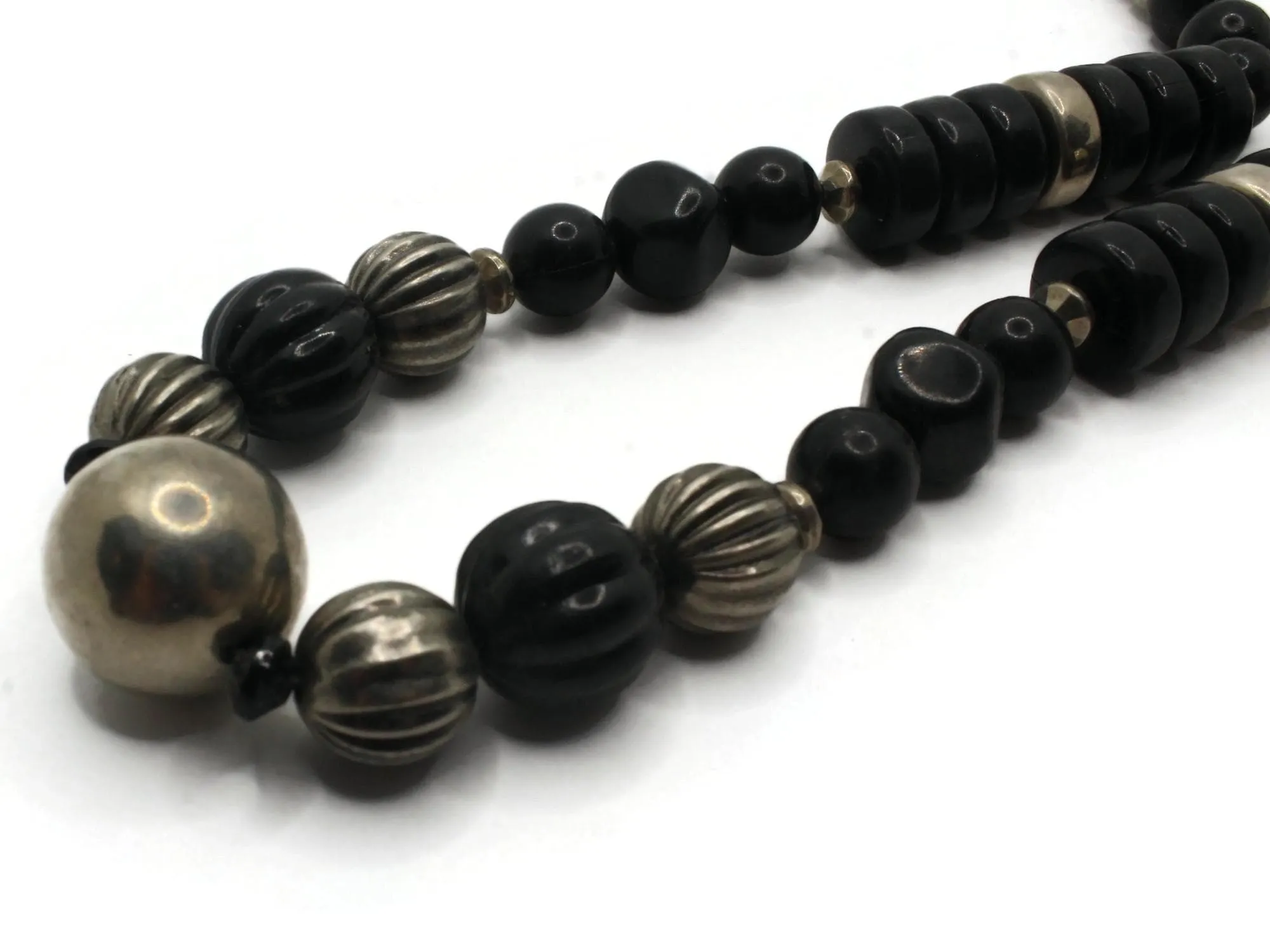 18 Inch Vintage Silver and Black Beaded Necklace