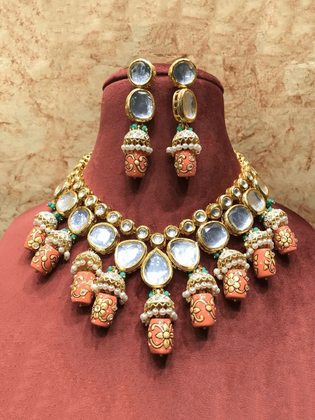 Big Kundan With Jumki Hanging