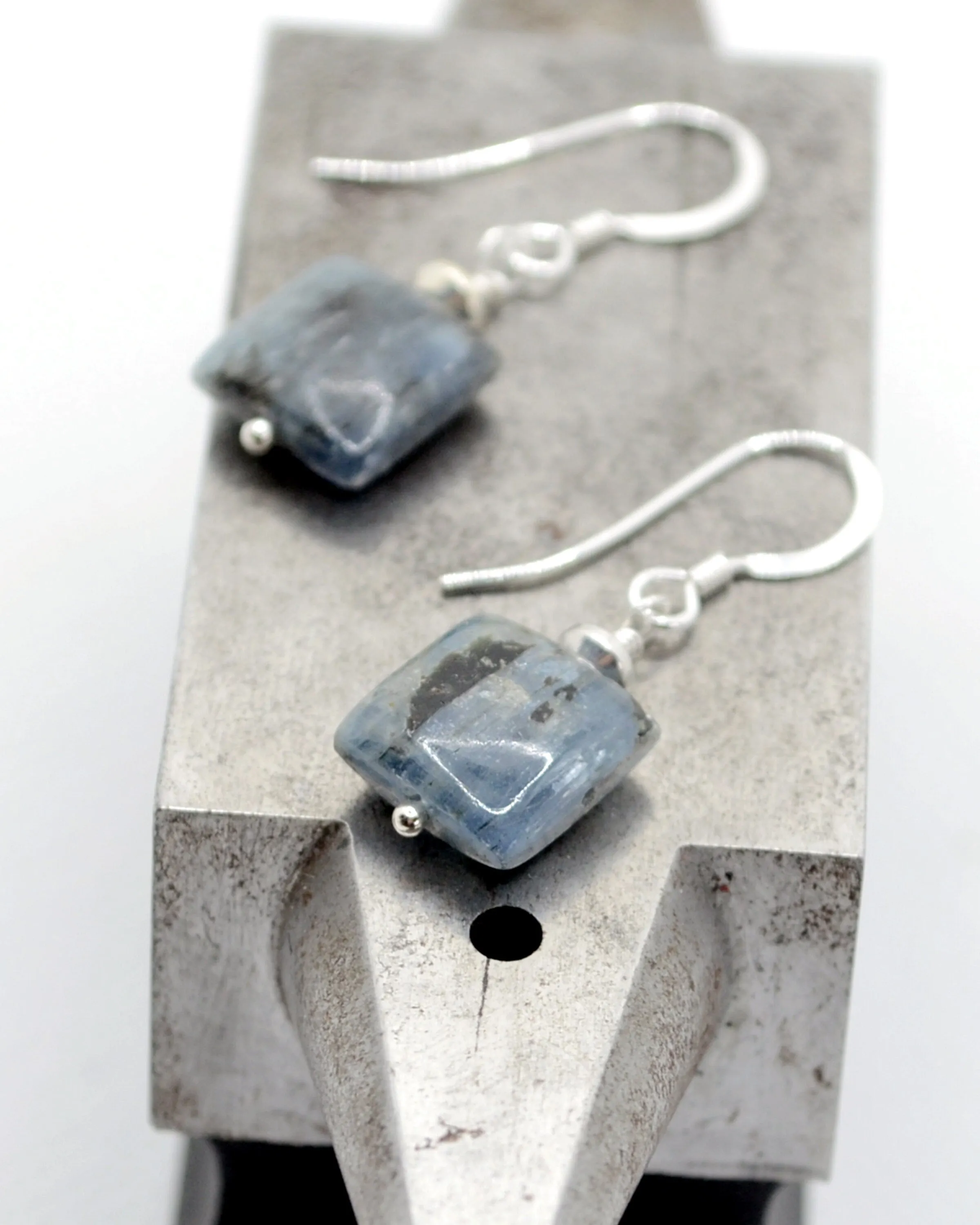 Blue square kyanite and silver earrings, minimalist earrings