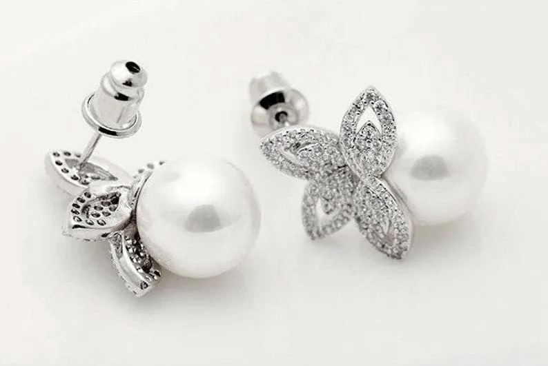 Dainty CZ Pearl Earrings Seyyal