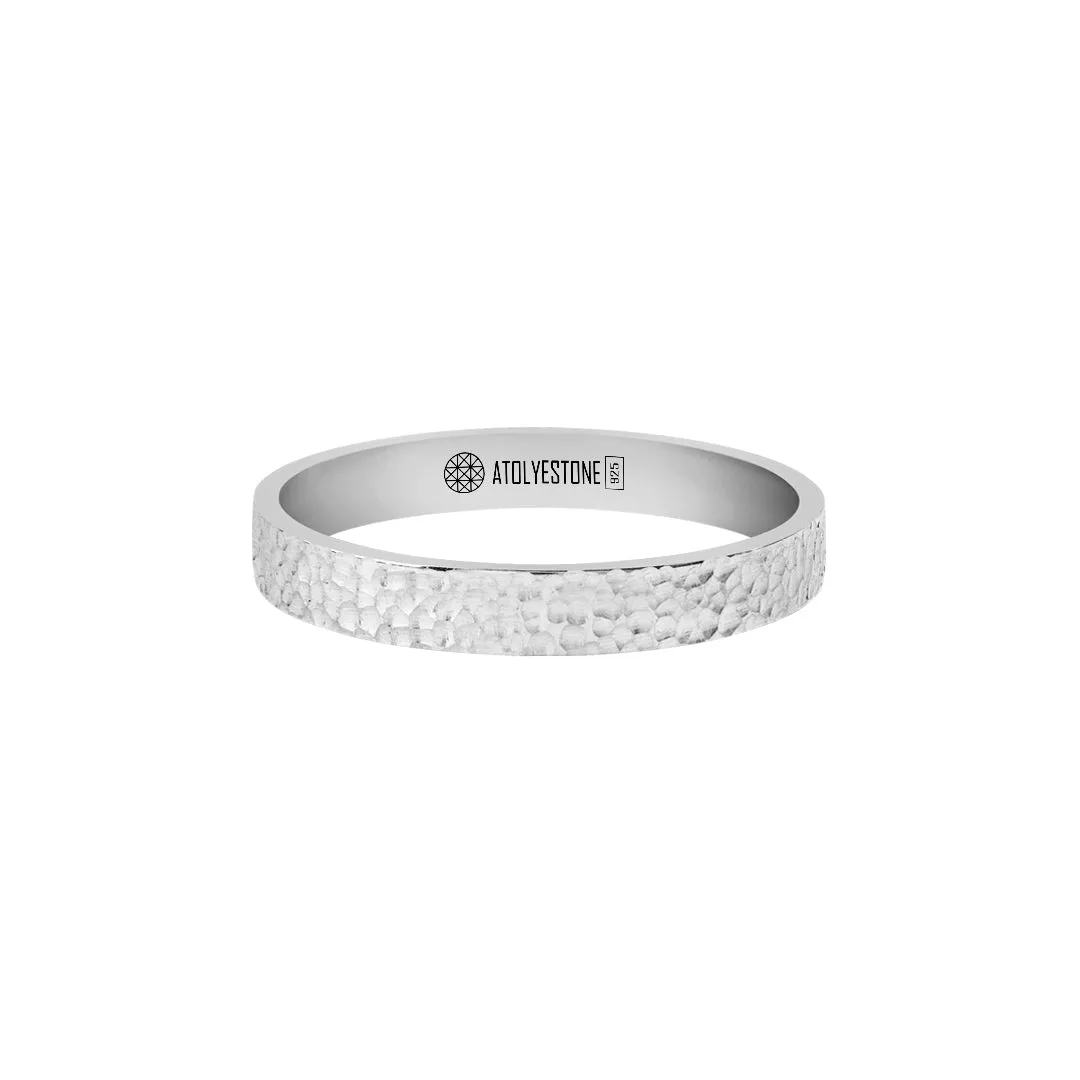 Hammered Band Ring in Silver