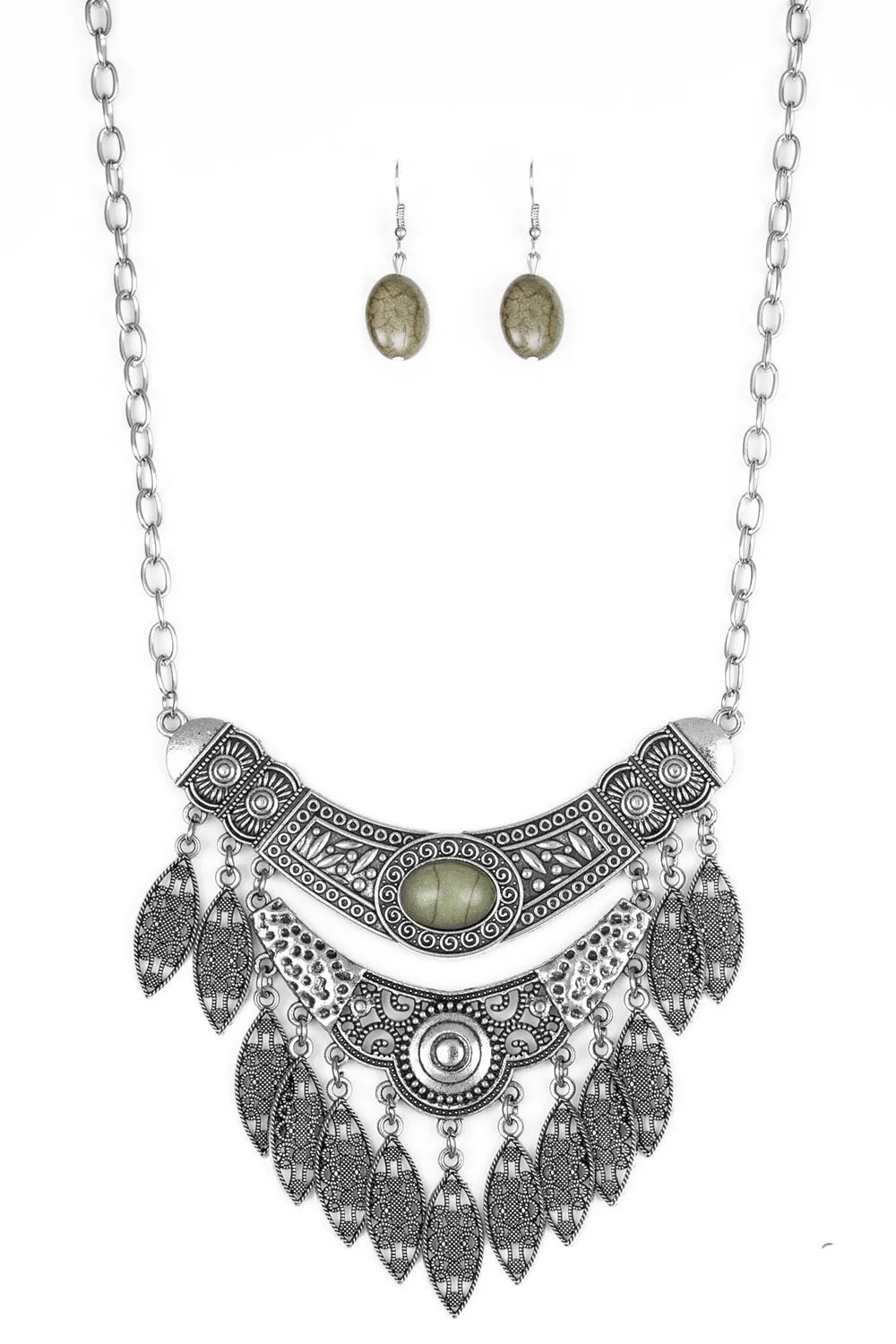 Island Queen Green Necklace Set