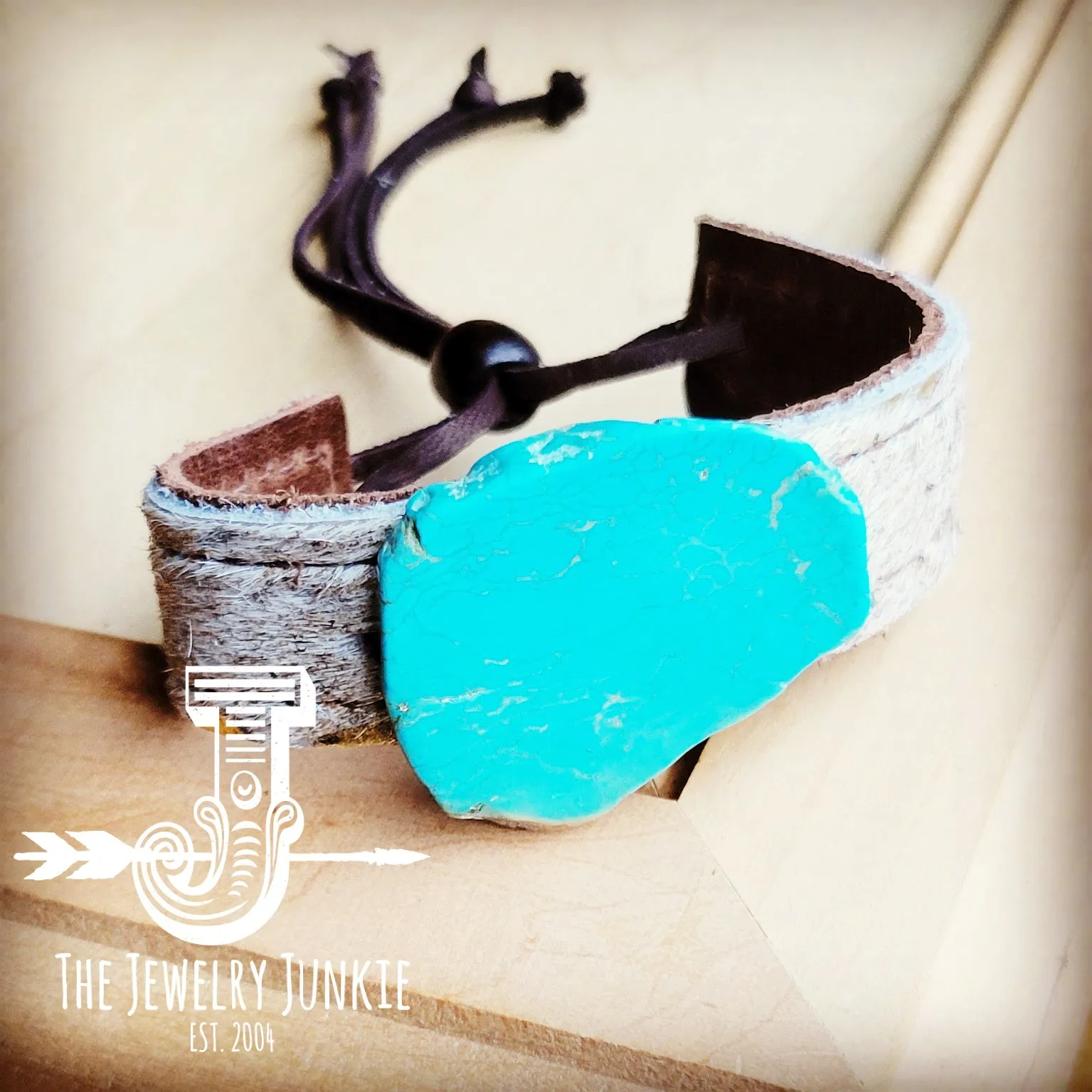 **Narrow Leather Cuff w/ Turquoise Slab-Gold Hair Hide 001j