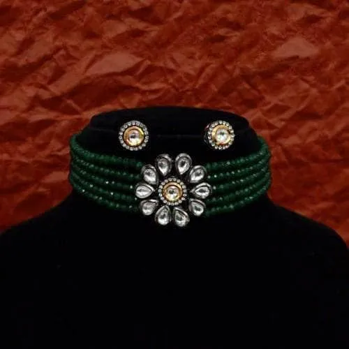 Simple Flower Choker And Earring Set