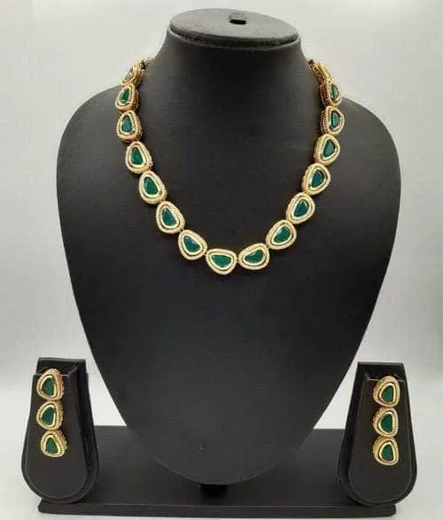 Single Line Kundan Set