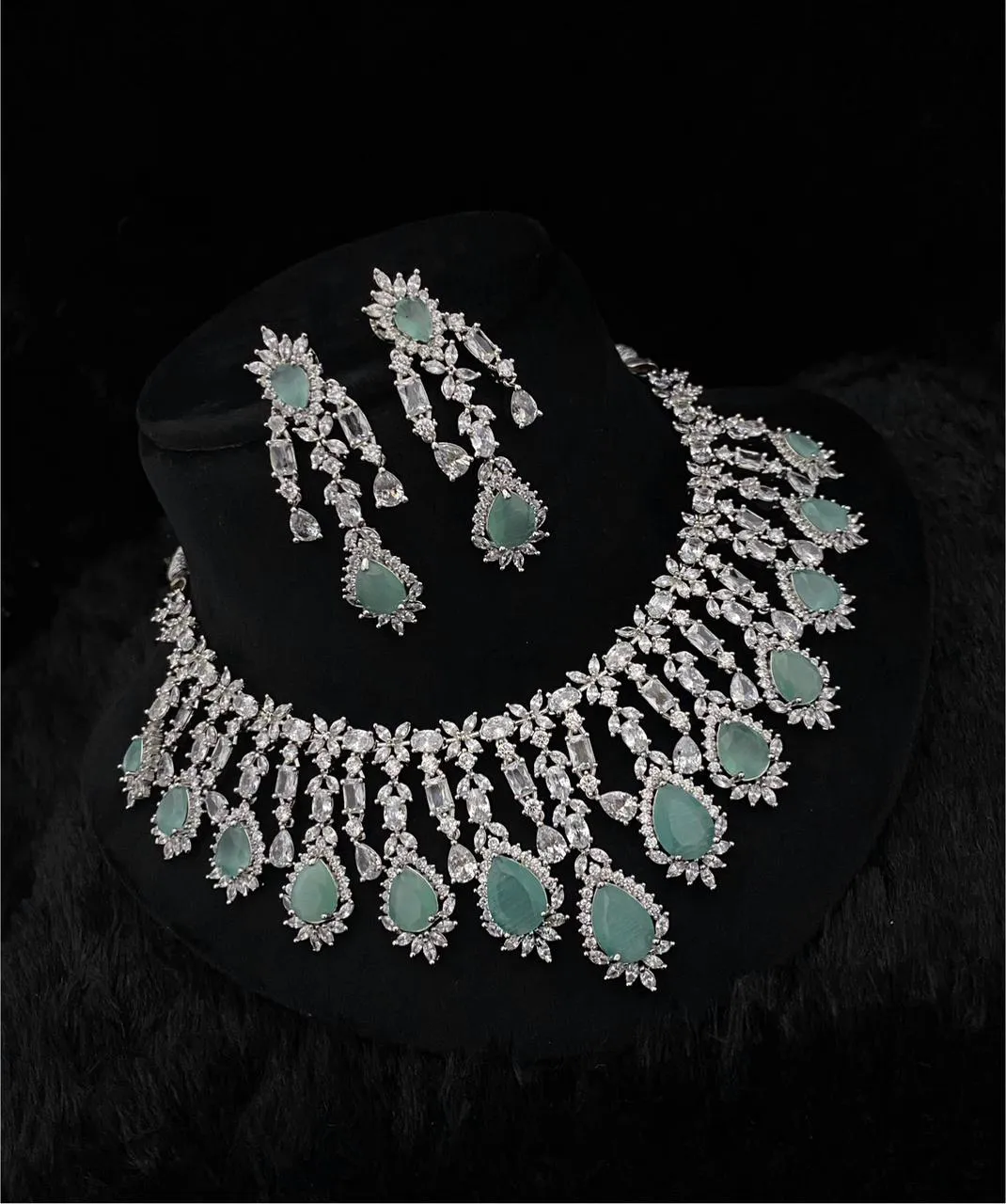 Stunning Crafted Celebrities Polki Choker Earrings Set, Crafted Bridal Jewellery, Bollywood Polki Jewellery, Polki Earrings Set, Pakistani Jewelry, Indian Jewelry, Polki Wedding Choker