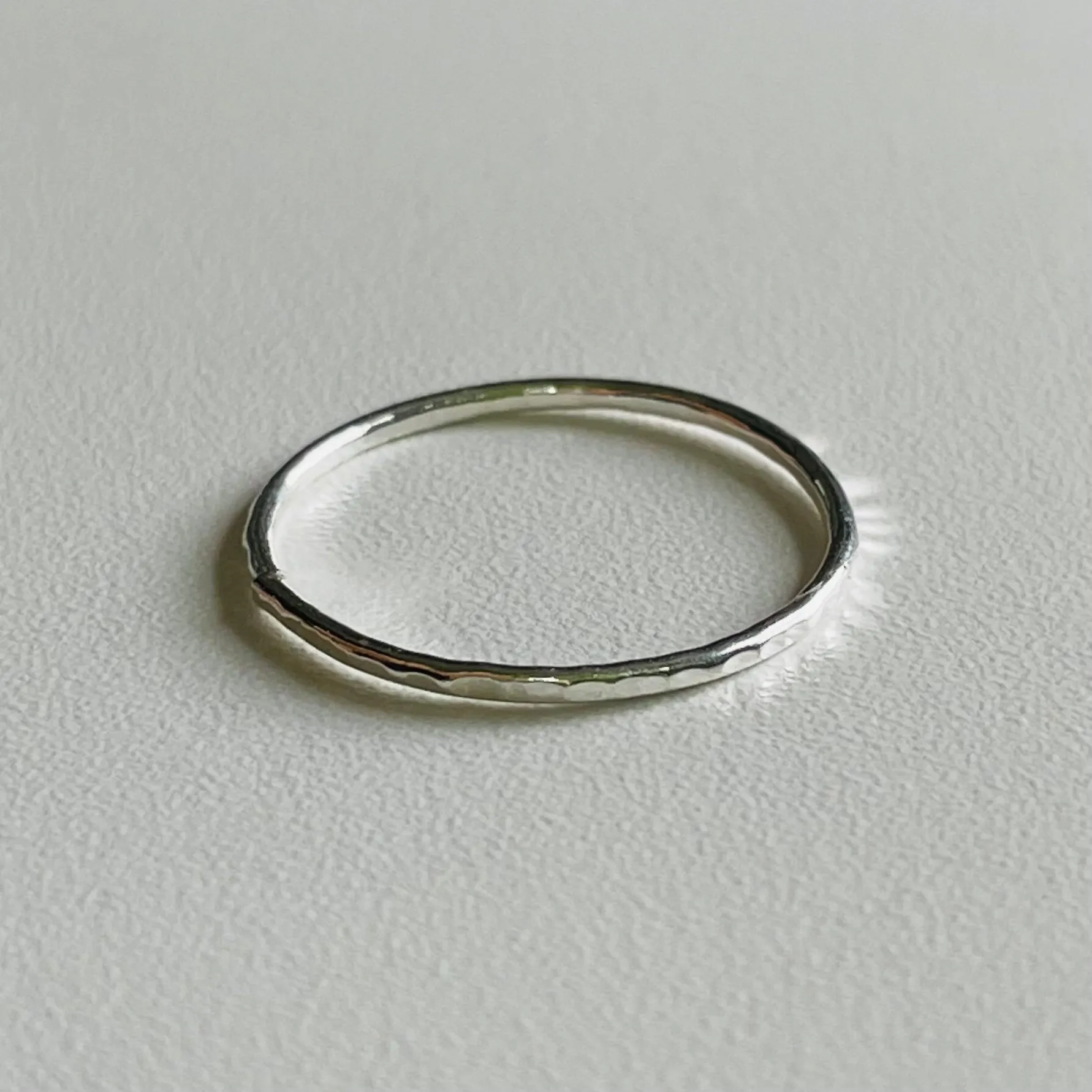 Tronco Hammered Ring